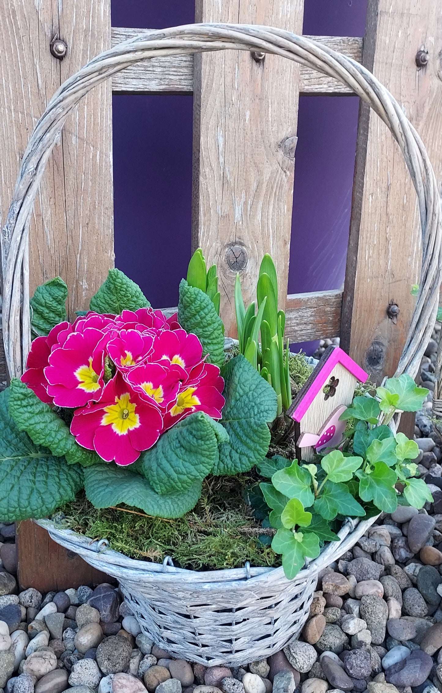 Panier printannier